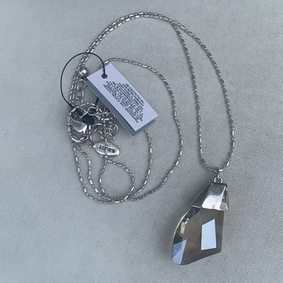 Chico’s pendant necklace - NWT - Picture 1 of 8